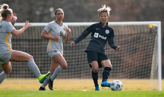 Racing Louisville FC forward Yuki Nagasato