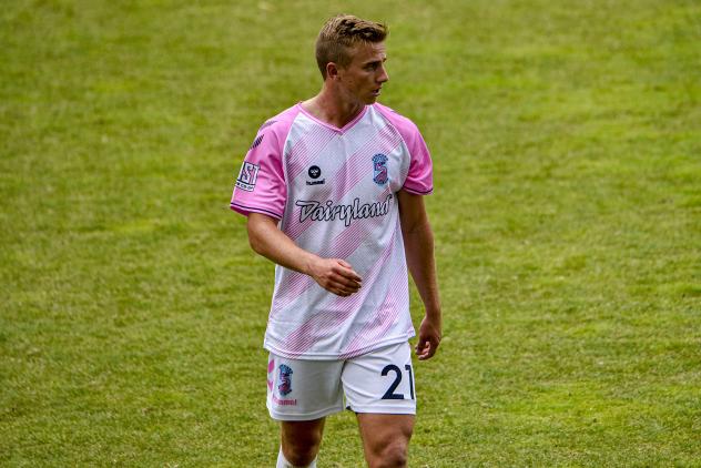 Forward Madison FC midfielder Justin Sukow