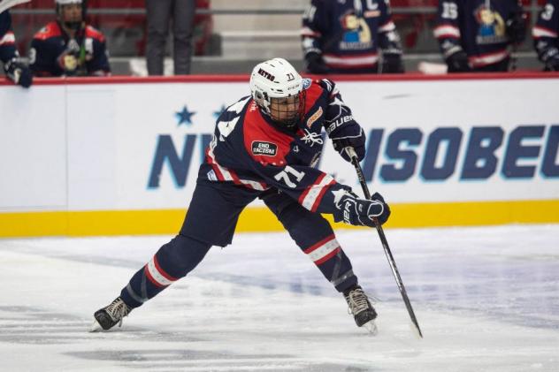 Saroya Tinker of the Metropolitan Riveters