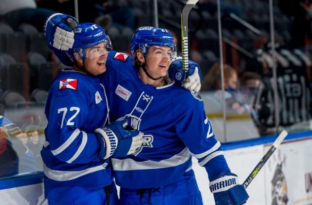 Wichita Thunder celebrates