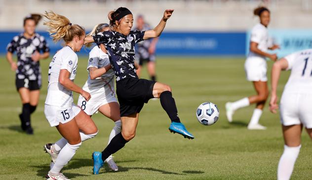 Yuki Nagasato of Racing Louisville FC vs. the North Carolina Courage