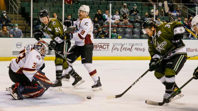 Texas Stars test the Cleveland Monsters defense