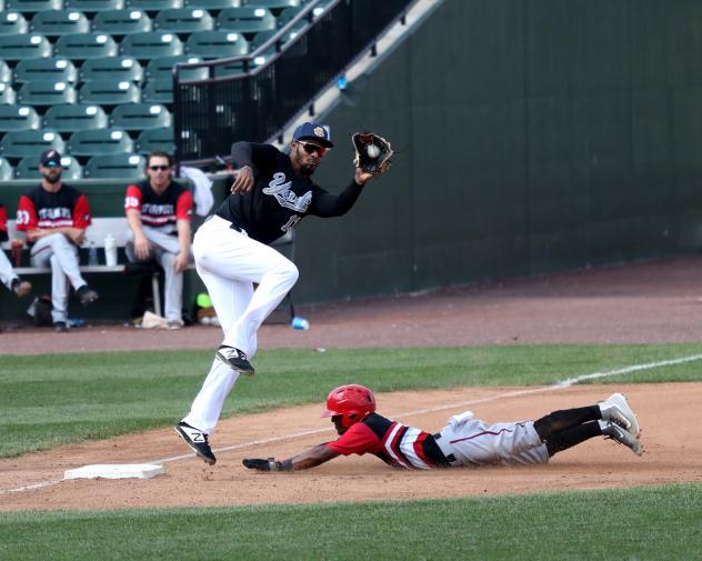 York Revolution infielder Carlos Franco