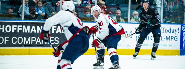 South Carolina Stingrays defenseman Tariq Hammond (center) vs. the Florida Everblades