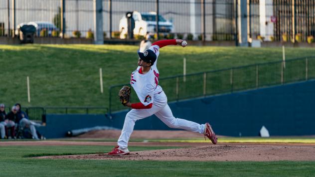 Peoria Chiefs on the mound