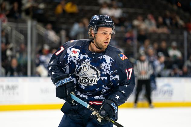 Jacksonville Icemen forward Brandon Gignac