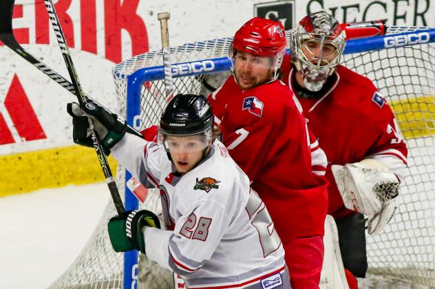 Allen Americans goaltender Jake Paterson and defenseman Sam Ruopp vs. the Utah Grizzlies