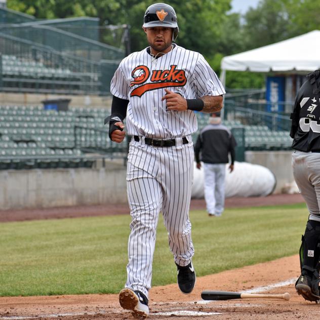L.J. Mazzilli scores for the Long Island Ducks in the spring training finale