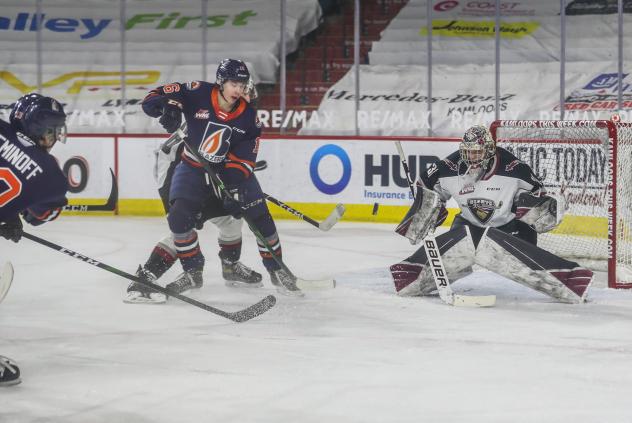 Vancouver Giants goaltender Trent Miner
