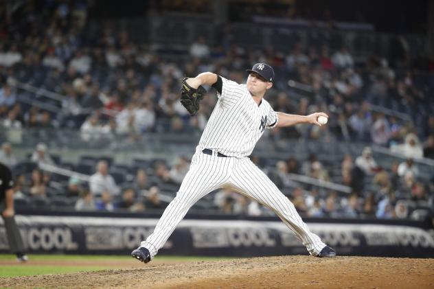 Zack Britton pitching for the New York Yankeed