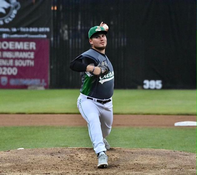 Clinton LumberKings on the mound