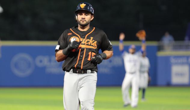 Rey Fuentes of the Long Island Ducks on base