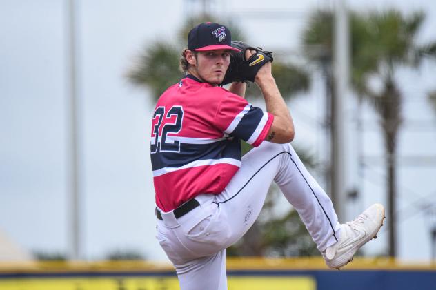Pensacola Blue Wahoos pitcher Jake Eder