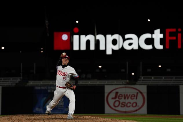 Chicago Dogs RHP Paul Schwendel