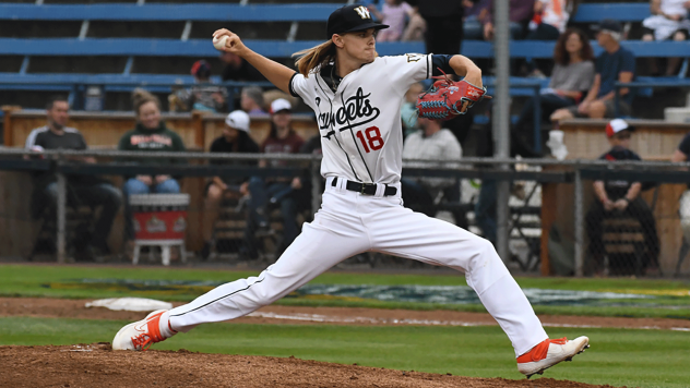 Walla Walla Sweets pitcher Brandon Llewellyn