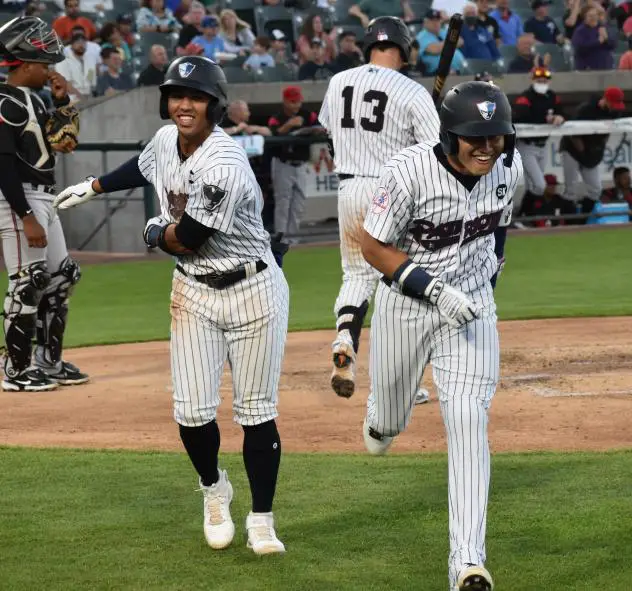 Oswald Peraza and Diego Castillo of the Somerset Patriots