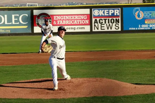 Tri-City Dust Devils on the mound
