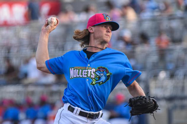 Pensacola Blue Wahoos pitcher Max Meyer