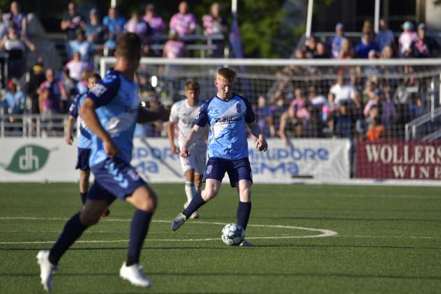Forward Madison FC battles New England Revolution II