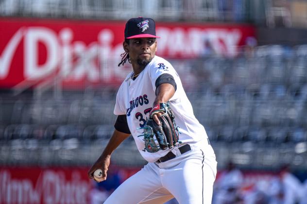 Pensacola Blue Wahoos pitcher Edward Cabrera