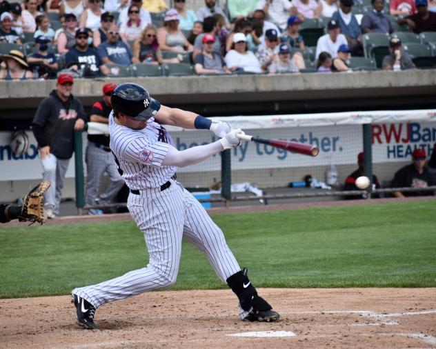 Luke Voit swinging for the Somerset Patriots