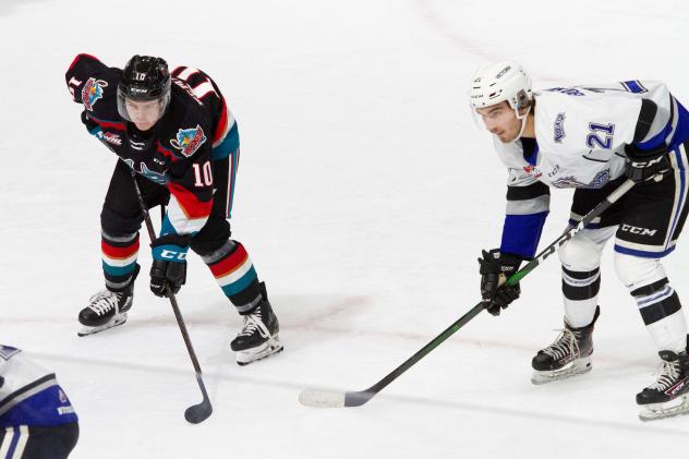 Kelowna Rockets battle the Victoria Royals