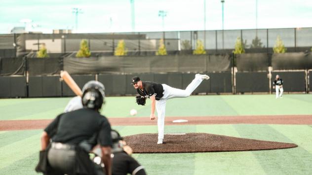 Milwaukee Milkmen deliver a pitch