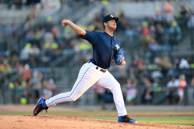 Tylor MeGill pitching for the Columbia Fireflies in 2019