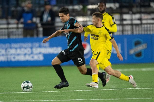 Colorado Springs Switchbacks FC defender Matthew Mahoney with possession vs. New Mexico United