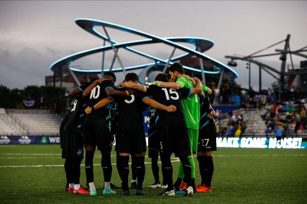 Colorado Springs Switchbacks FC huddle up vs. Orange County SC