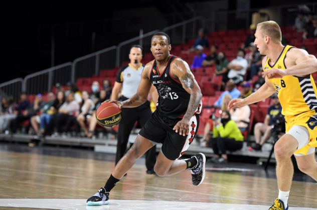 Dominique Archie of the Ottawa BlackJacks