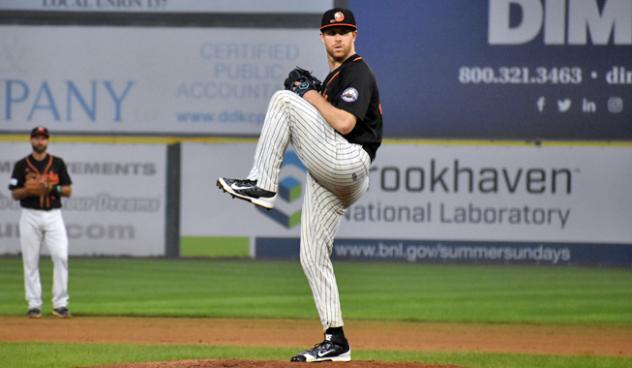 Long Island Ducks pitcher Scott Harkin