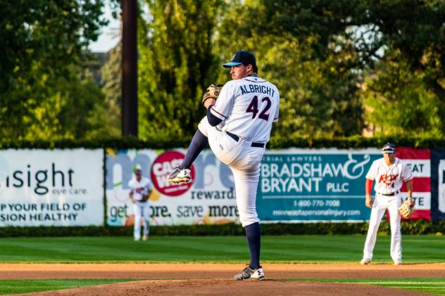 St. Cloud Rox pitcher Luke Albright