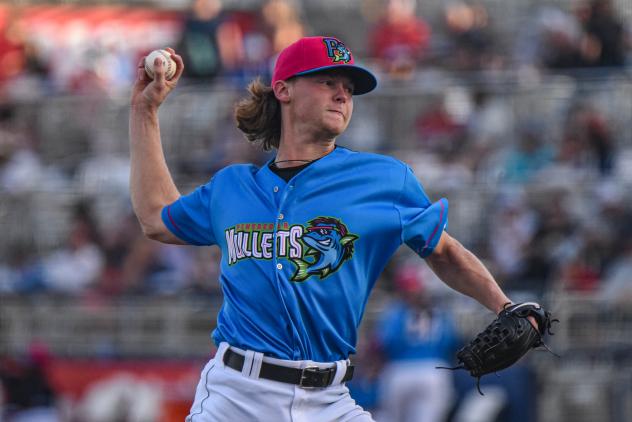 Pensacola Blue Wahoos pitcher Max Meyer