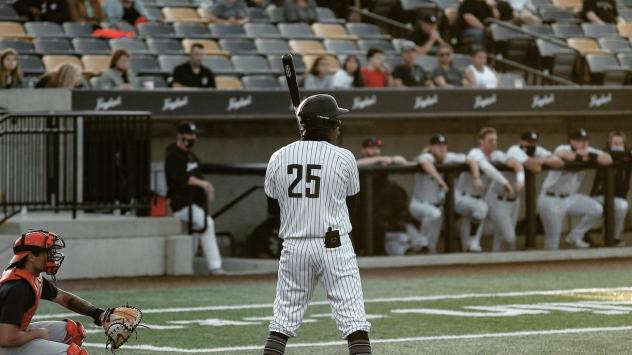 Milwaukee Milkmen first baseman David Washington