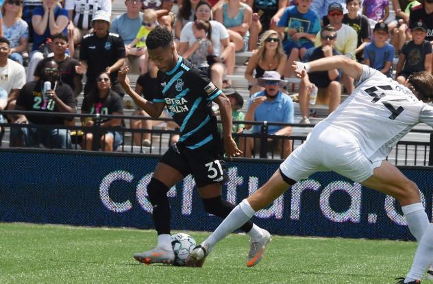 Colorado Springs Switchbacks FC forward Deshane Beckford vs. San Antonio FC