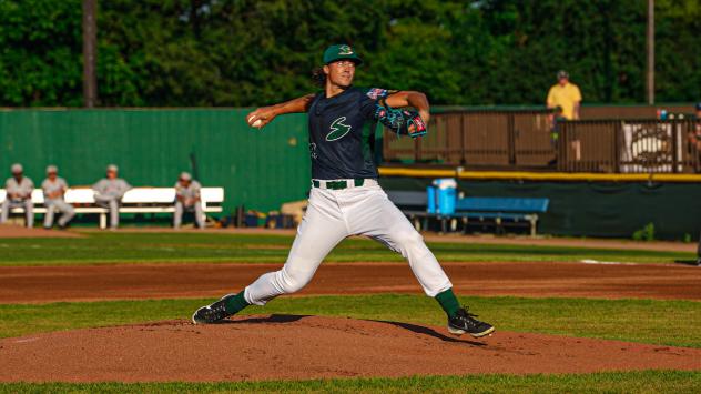 Pitcher Kyle Nicolas with the Beloit Snappers