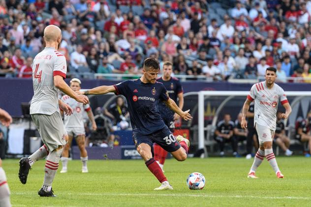 Chicago Fire FC midfielder Gastón Giménez vs. Toronto FC