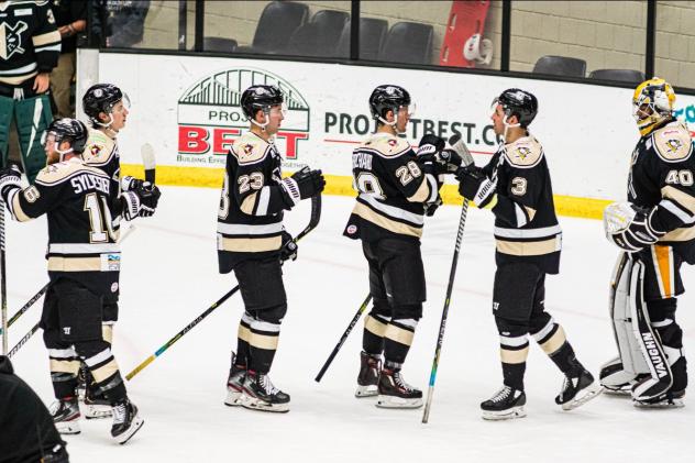 Wheeling Nailers exchange congratulations