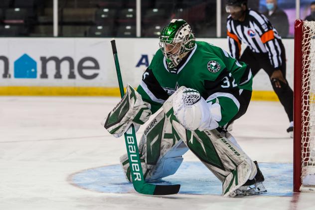 Texas Stars goaltender Colton Point