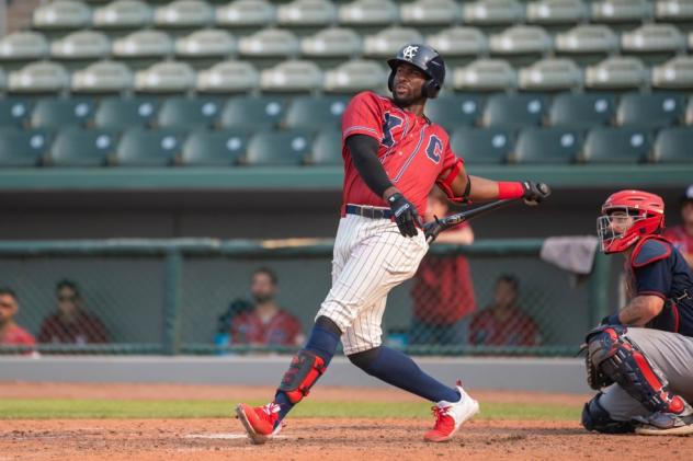 Ibandel Isabel wallops a game winning home for the Kansas City Monarchs