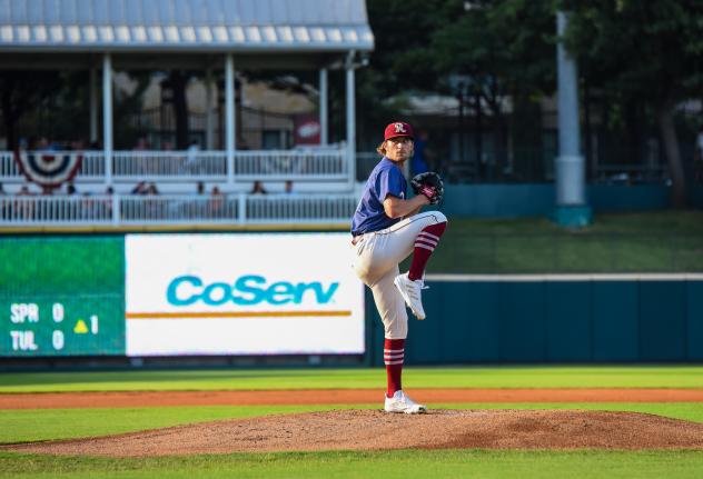 Jake Latz pitching for the Frisco RoughRiders