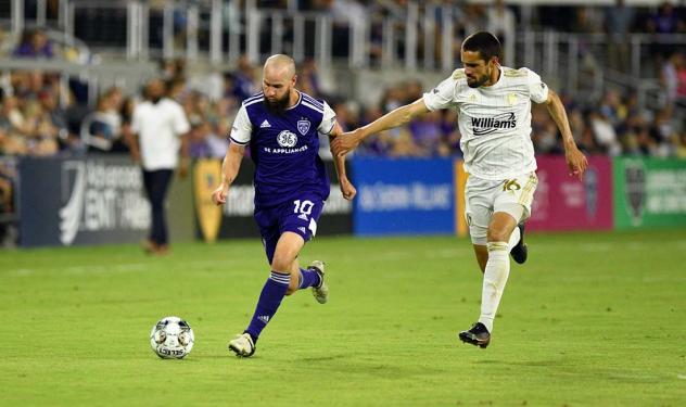 Louisville City FC midfielder Brian Ownby with possession vs. FC Tulsa