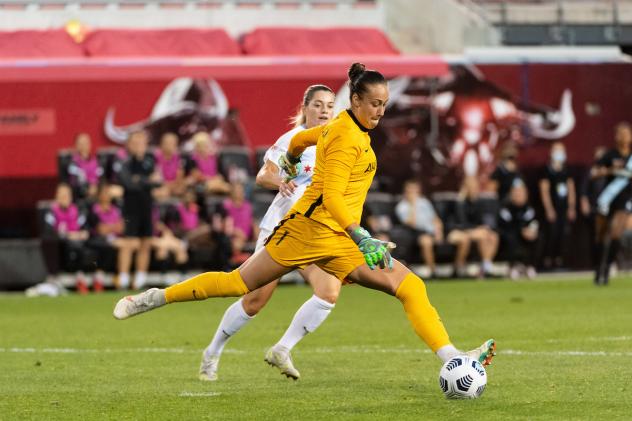 NJ/NY Gotham FC goalkeeper Kailen Sheridan vs. the Chicago Red Stars