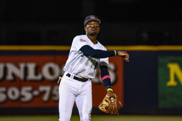 Demetrius Sims of the Pensacola Blue Wahoos