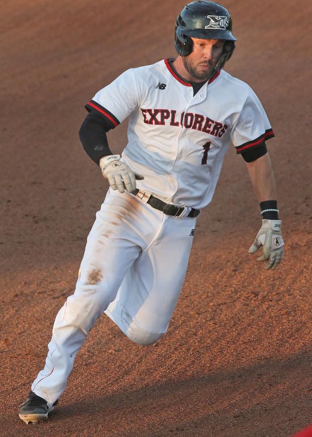 Sioux City Explorers outfielder Chase Harris