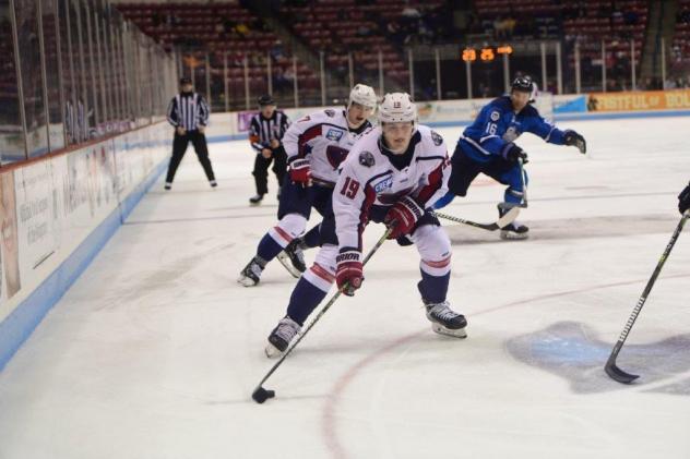 Forward Cameron Askew with the South Carolina Stingrays