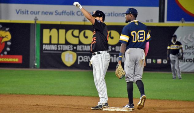 Jesse Berardi of the Long Island Ducks vs. the York Revolution