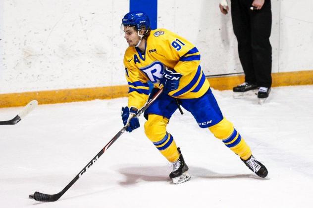 Forward Mathew Santos with Ryerson University