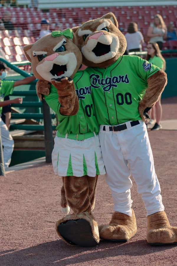 Kane County Cougars Schedule 2022 Kane County Cougars Mascots Ozzie And Annie T. Cougar - September 23, 2021  Photo On Oursports Central